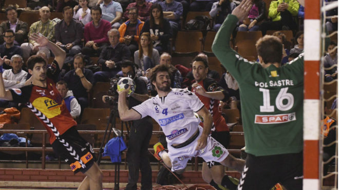 Ademar derrota a Fraikin Granollers y se afianza en la segunda posición